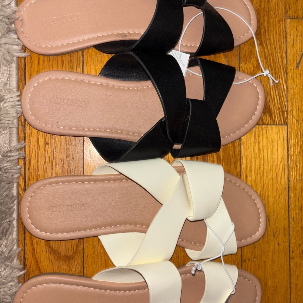Old Navy Black and Cream Sandals Minimalist Slip-On